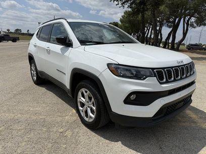 Used 2024 Jeep Compass Latitude