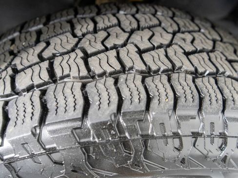 Used 2014 Toyota Tacoma 4x4 Double Cab w/ TRD Sport Package image 30