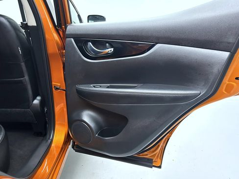 Used 2022 Nissan Rogue Sport SL w/ Premium Package AWD/4WD image 17