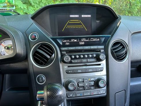Used 2012 Honda Pilot Touring image 14