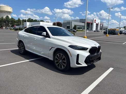 Used 2024 BMW X6 xDrive40i w/ Premium Package AWD/4WD image 7