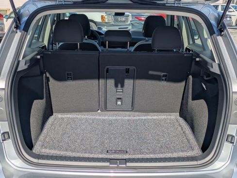 New 2026 Volkswagen Taos S image 13