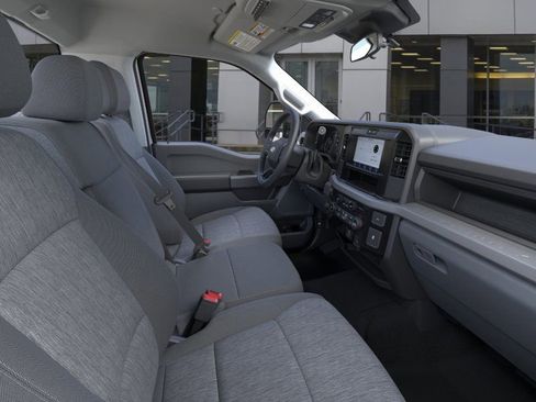 New 2025 Ford F250 XL w/ FX4 Off-Road Package image 11
