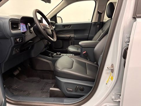 New 2025 Ford Maverick Lariat w/ Black Appearance Package image 18