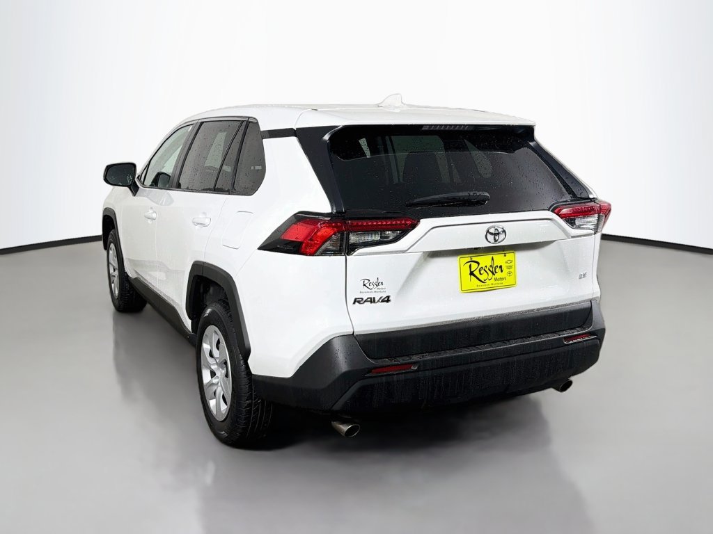 Used 2024 Toyota RAV4 LE FWD image 8
