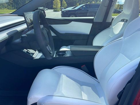 Used 2026 Tesla Model Y Performance AWD/4WD image 18