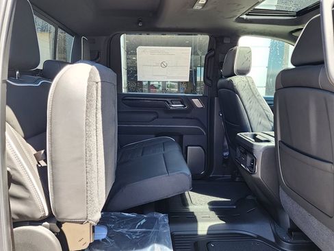 New 2026 GMC Sierra 2500 AT4X w/ LPO, Black Badging Package AWD/4WD image 50