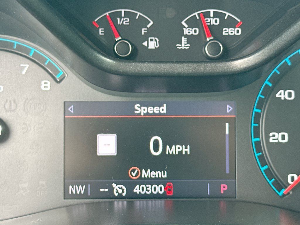 Used 2022 Chevrolet Colorado LT w/ Redline Special Edition AWD/4WD image 12