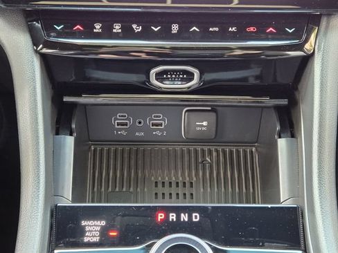 Certified 2026 Jeep Grand Cherokee Limited AWD/4WD image 19