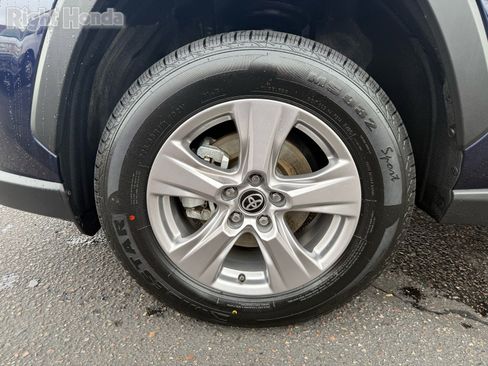 Used 2024 Toyota RAV4 XLE image 10