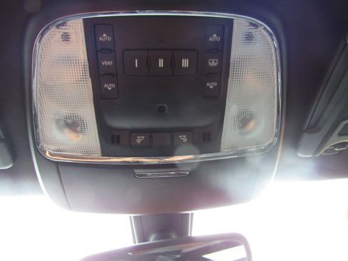 Used 2023 Chrysler 300 S RWD image 24
