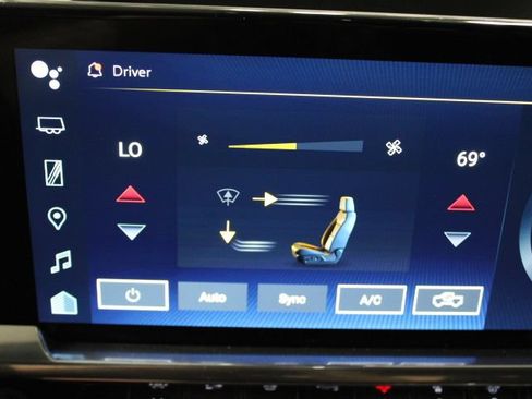 Used 2024 Chevrolet Silverado 1500 RST AWD/4WD image 48