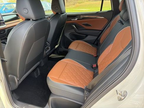 New 2026 Volkswagen Tiguan SEL R-Line image 6