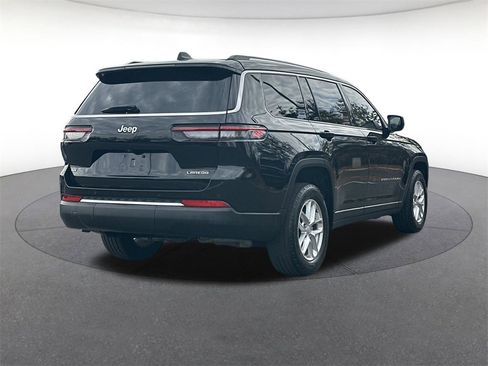 Used 2021 Jeep Grand Cherokee L Laredo w/ Luxury Tech Group I image 5