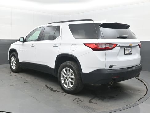 Used 2020 Chevrolet Traverse LT image 8