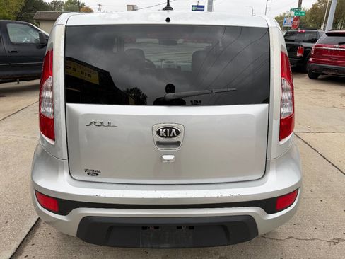 Used 2013 Kia Soul + w/ Audio Pkg image 6