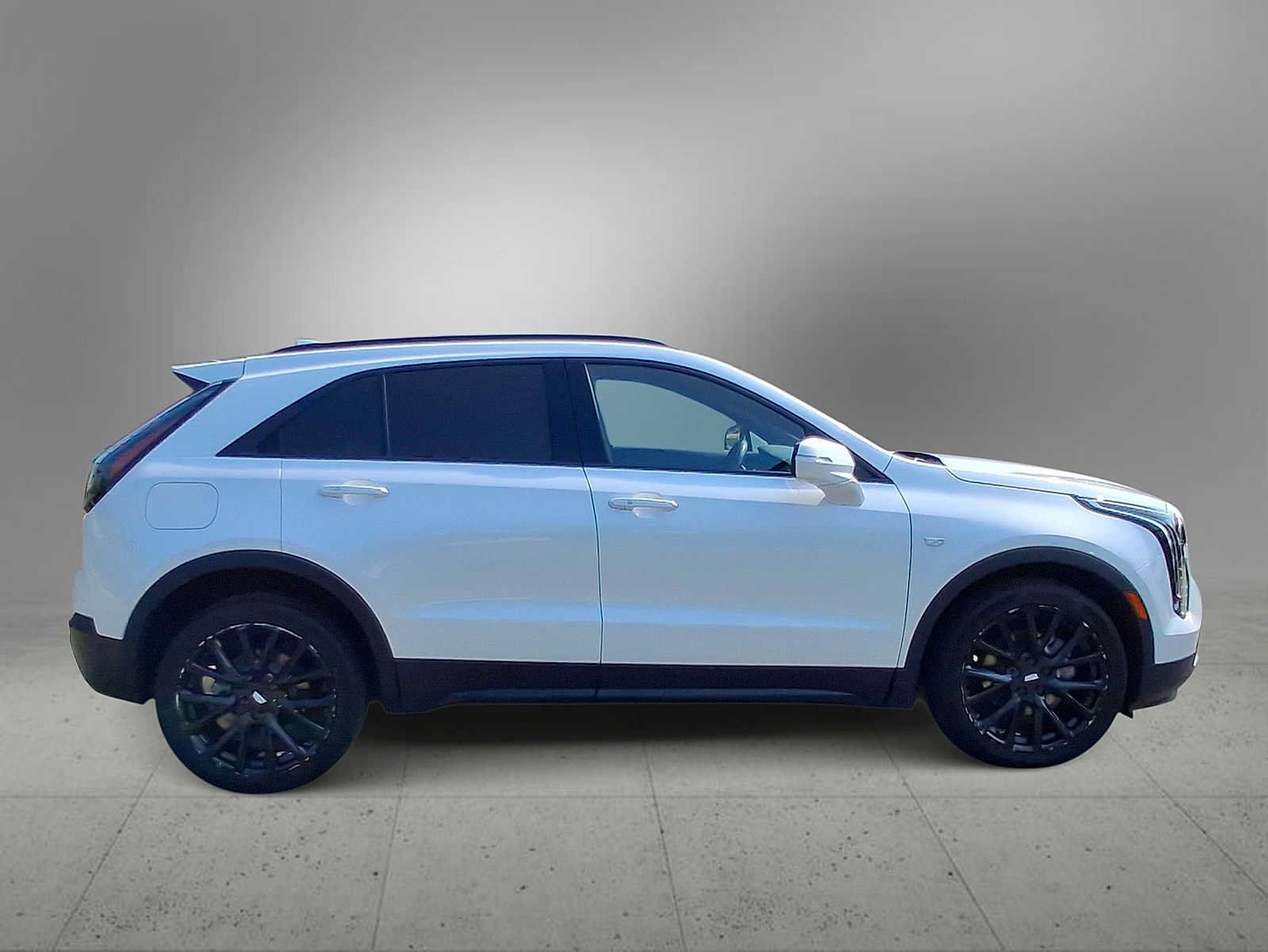 Used 2023 Cadillac XT4 Sport AWD/4WD image 9