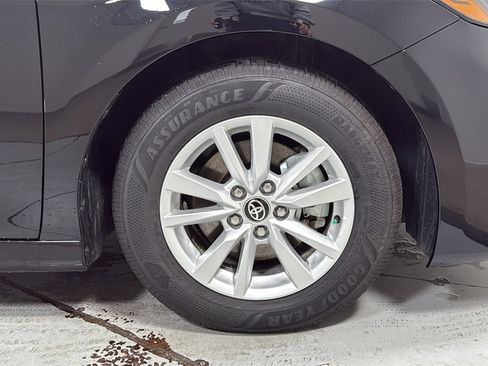 Used 2026 Toyota Camry LE w/ Convenience Package image 21
