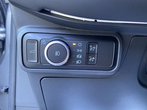 Used 2025 Ford Explorer ST-Line w/ Premium Package RWD image 18
