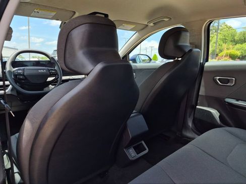 Used 2025 Kia K4 FWD image 29