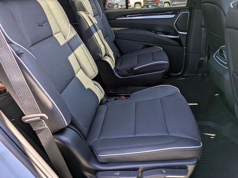 New 2026 Cadillac Escalade Luxury w/ Touring Package image 39
