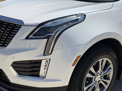 Certified 2023 Cadillac XT5 Premium Luxury image 7