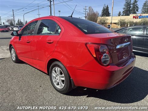 Used 2012 Chevrolet Sonic LT image 5