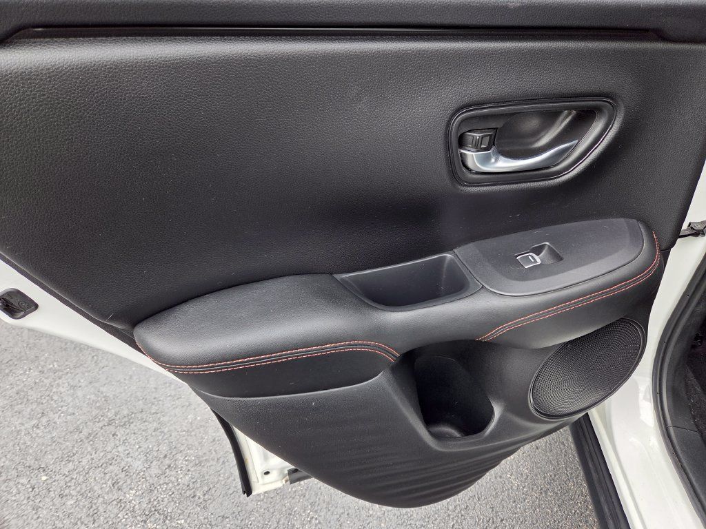 Used 2024 Honda HR-V Sport image 16
