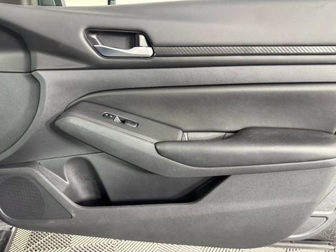 Used 2022 Nissan Altima 2.5 S image 36