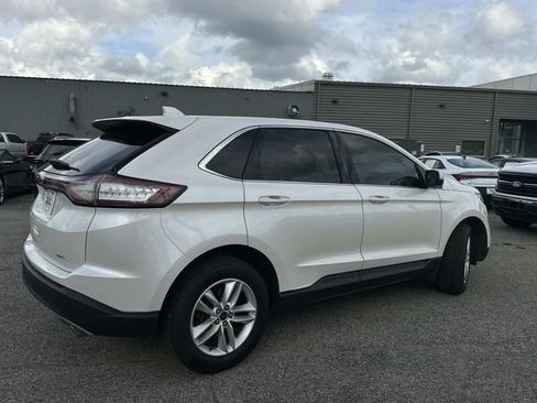 Used 2017 Ford Edge SEL w/ Equipment Group 201A image 8