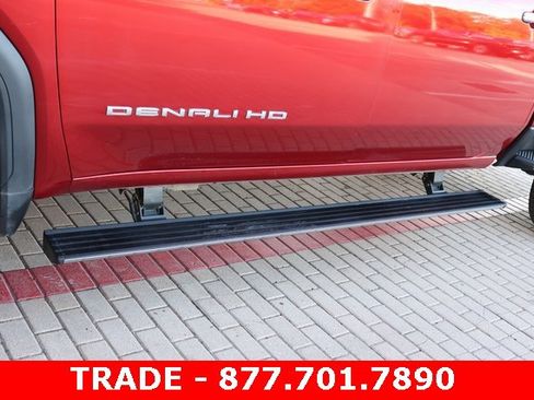 Used 2022 GMC Sierra 2500 Denali w/ Denali Ultimate Package image 10