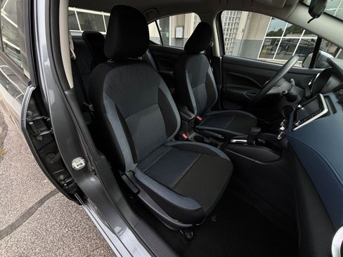 Used 2025 Nissan Versa SV image 35