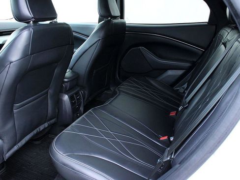 Used 2021 Ford Mustang Mach-E Select w/ Comfort/Appearance Package image 16