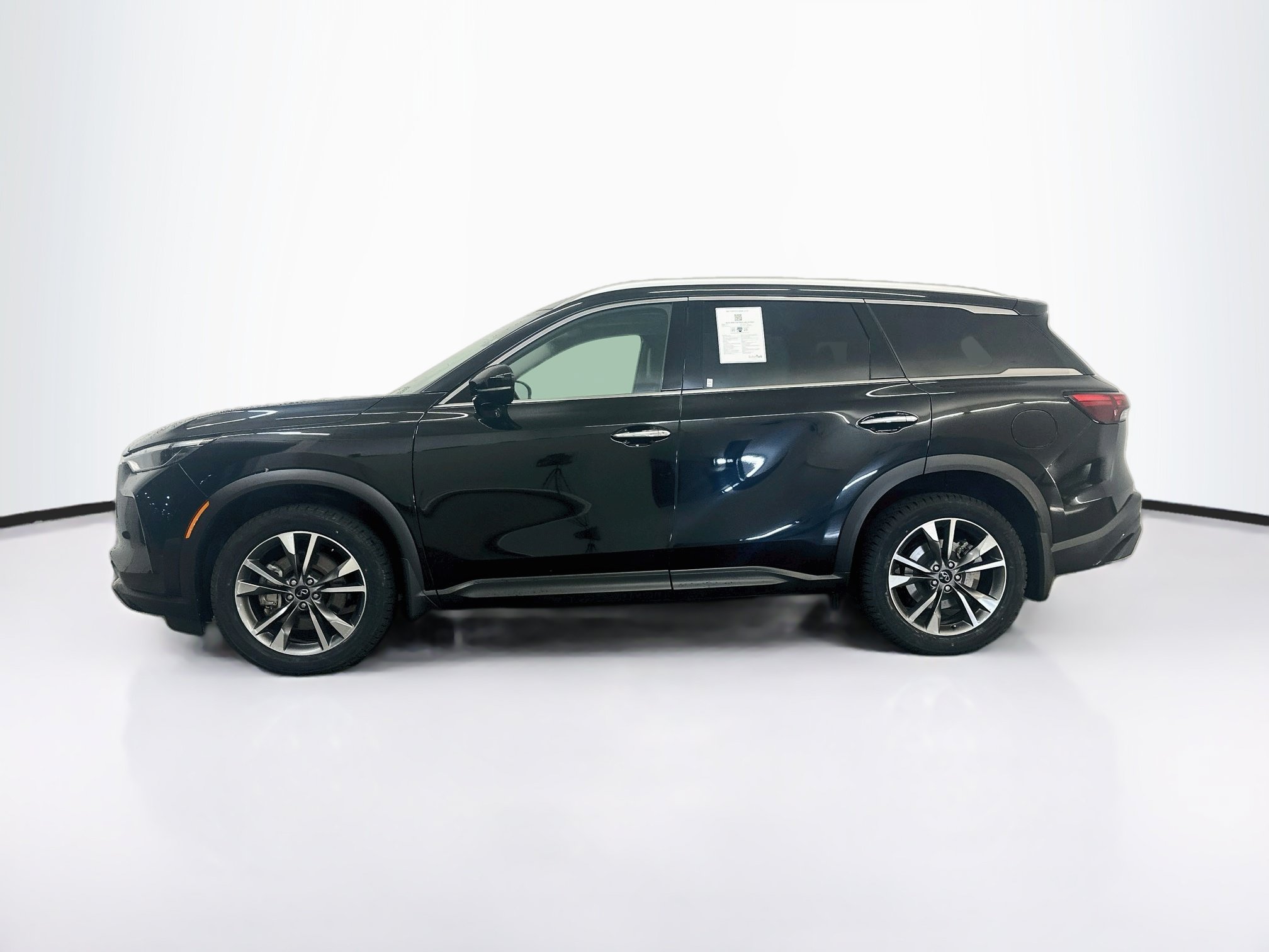 Used 2023 INFINITI QX60 Luxe w/ Cargo Package AWD/4WD image 4
