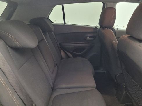 Used 2020 Chevrolet Trax LS w/ Tint and Cruise Package FWD image 19
