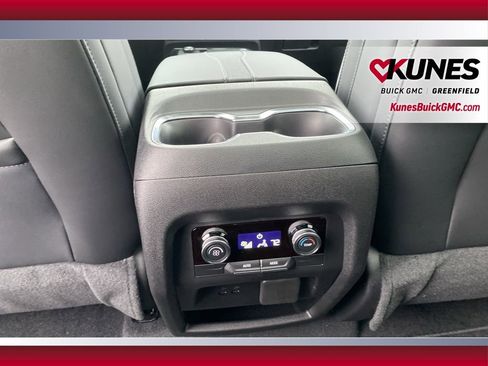New 2026 Buick Enclave Sport Touring image 39