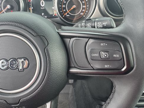Used 2023 Jeep Wrangler Unlimited Sport AWD/4WD image 19