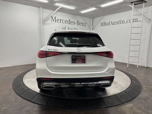 Used 2026 Mercedes-Benz GLC 300 image 6
