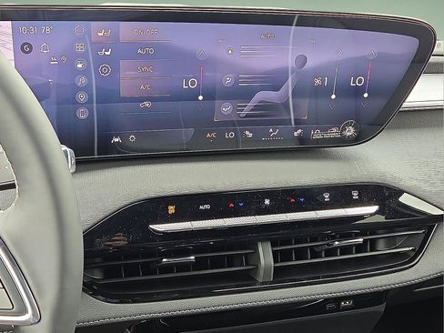 New 2026 Buick Enclave Preferred FWD image 21