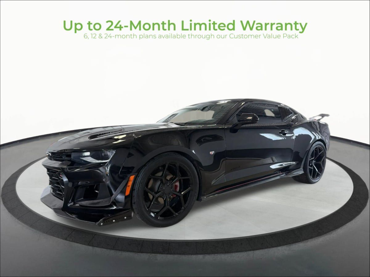 Used 2017 Chevrolet Camaro LT w/ RS Package RWD image 3