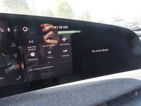 Used 2025 Lucid Air Pure RWD image 25