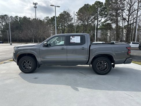 Used 2023 Nissan Frontier SV w/ SV Convenience Package image 7