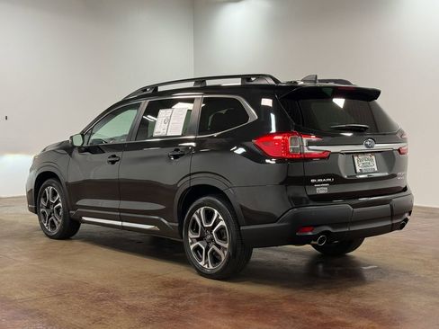 Used 2023 Subaru Ascent Limited AWD/4WD image 6