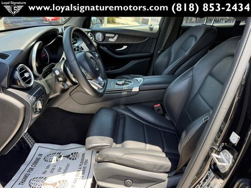 Used 2018 Mercedes-Benz GLC 300 4MATIC Coupe image 18