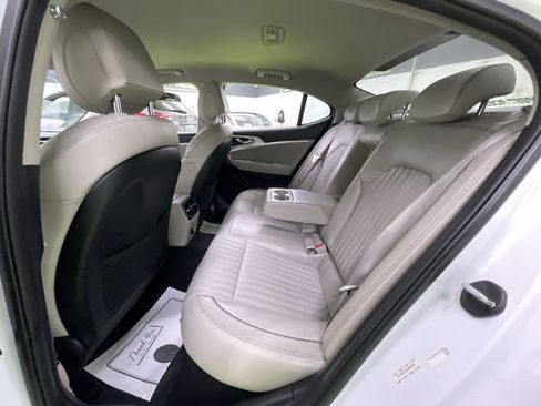 Used 2019 Genesis G70 3.3T Advanced image 27