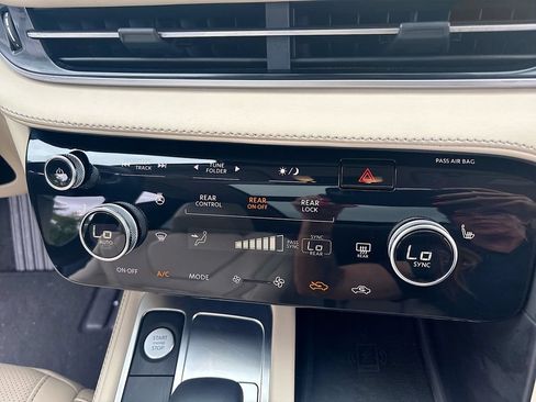 Used 2025 INFINITI QX60 Pure FWD image 30