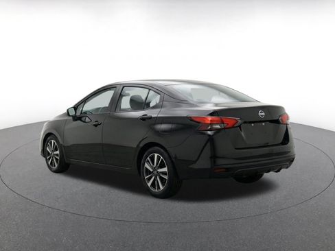 Used 2025 Nissan Versa SV FWD image 6