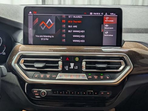 Used 2023 BMW X4 xDrive30i w/ Premium Package AWD/4WD image 12
