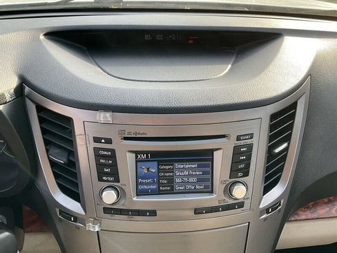 Used 2012 Subaru Outback 2.5i Limited AWD/4WD image 30