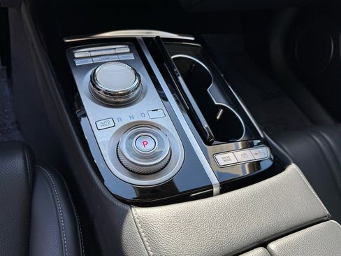 Used 2023 Genesis G80 2.5T image 15